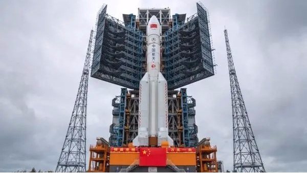 借長征五號運載火箭成功升空之際，談?wù)勮F粉為何被稱為發(fā)射架“清道夫”