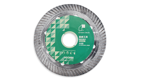 世佳微爾的合金粉是如何讓小鋸片更鋒利耐用的