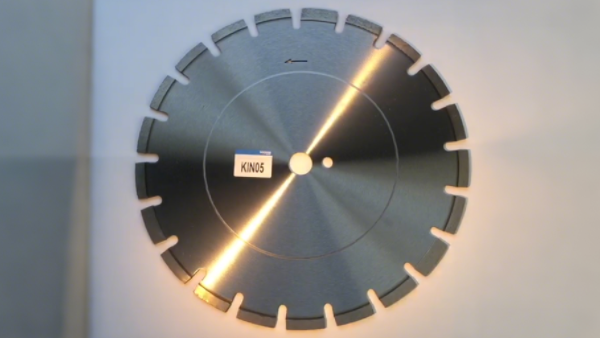 預(yù)合金粉賦能中徑鋸片高效穩(wěn)定切割