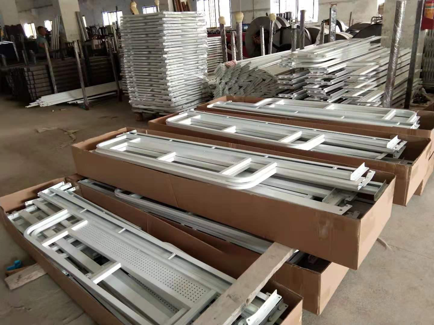 如何將上下鋪鐵床打包裝？