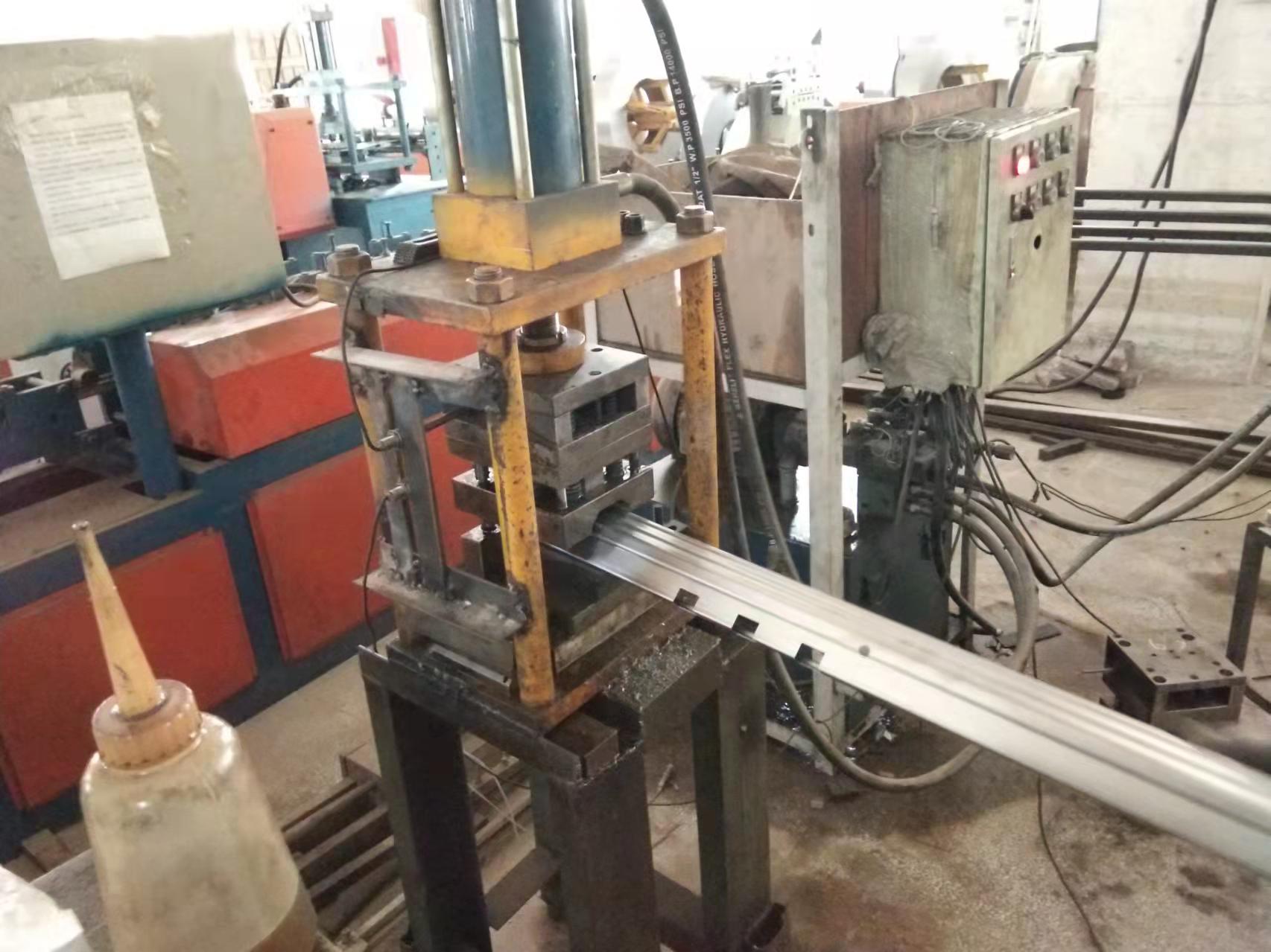 為什么鐵床廠家不愿意接工地的單？