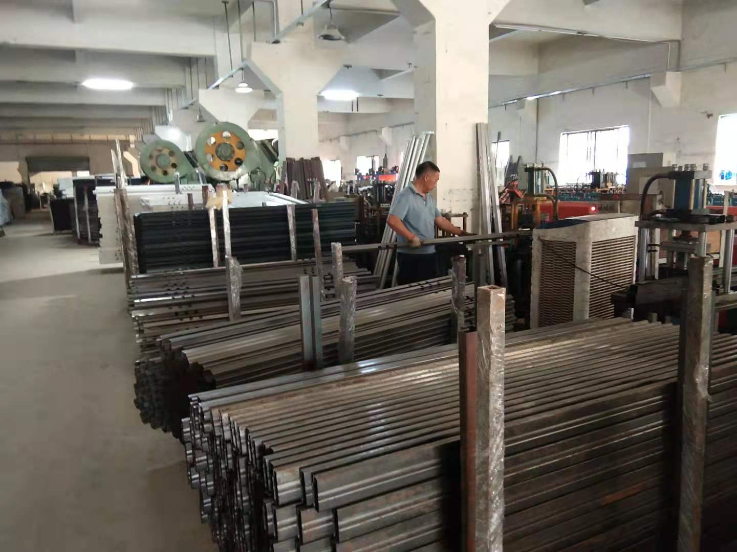 生產(chǎn)公寓床的廠(chǎng)家有哪些？